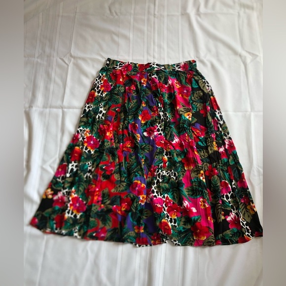 Vtg Flowy Funky Patterned Skirt - Picture 1 of 15